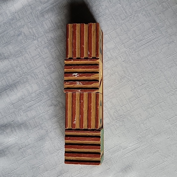 Wood block shelf decor - Picture 2 of 5